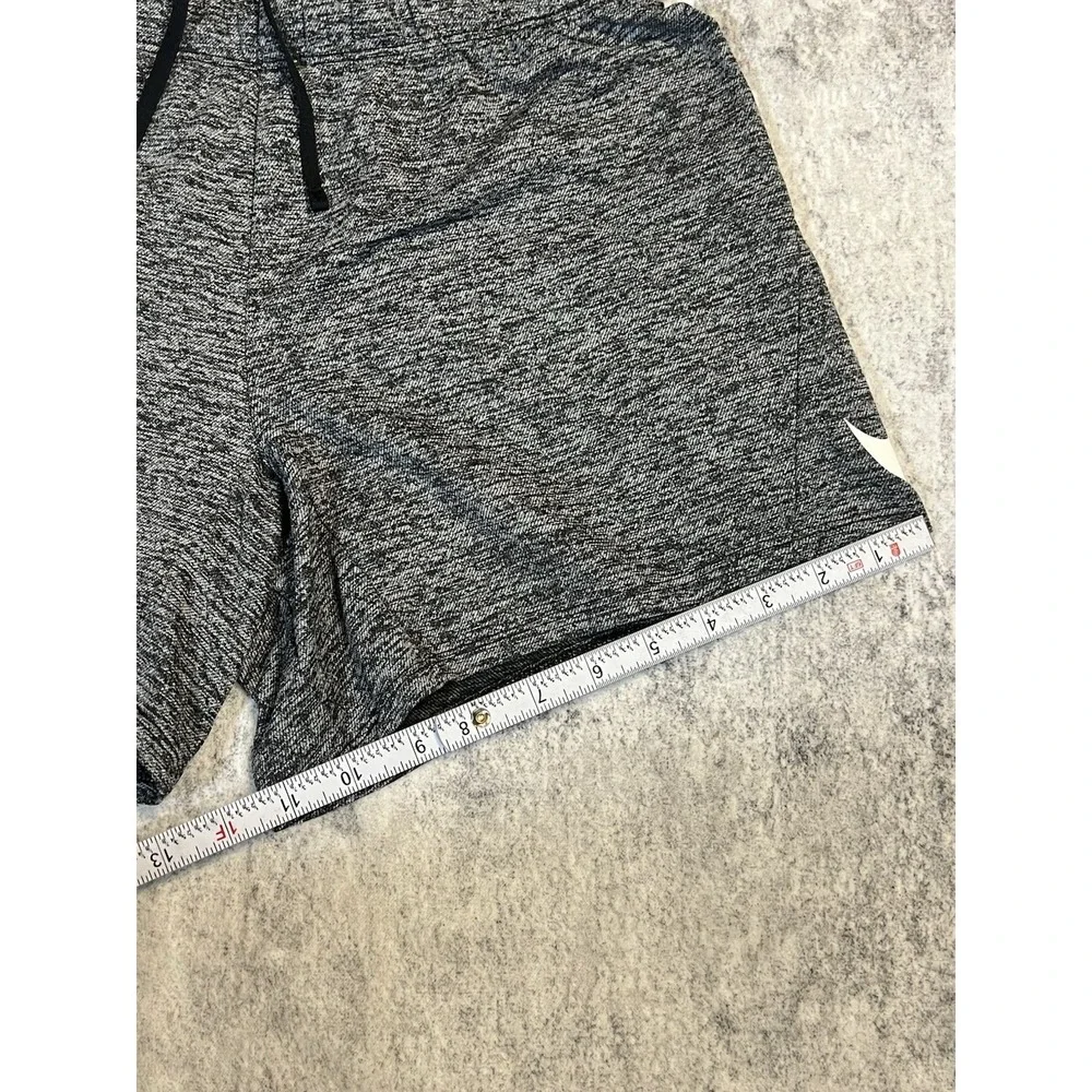 Nike Dri-Fit Attack Shorts Womens Small Running Training Walking Heather Gray